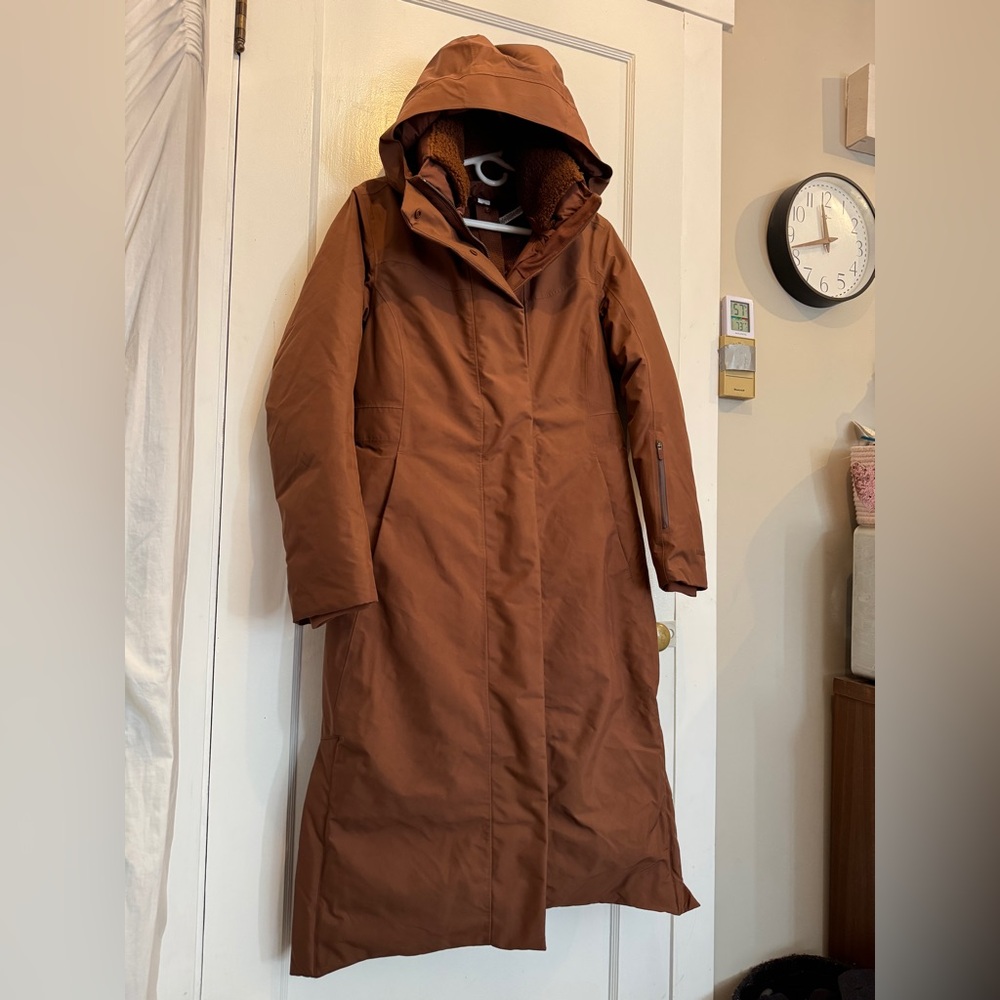 Lululemon Snow Warrior Long Parka Sz. 4